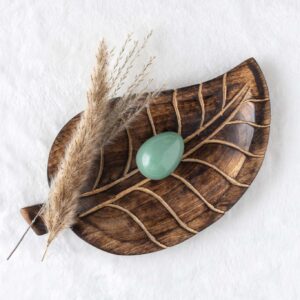 green-aventurine-crystal-yoni-strengthening-egg